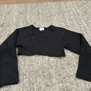 Very cute cropped grayish black sweater